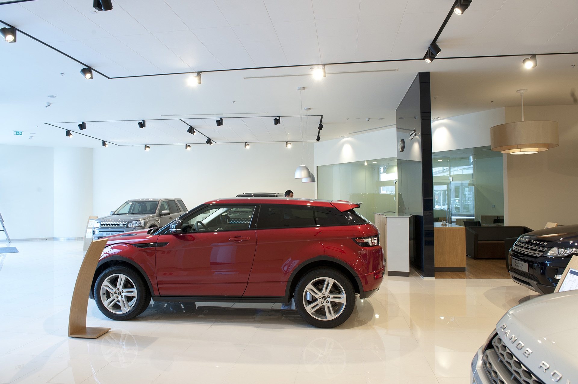 RANGE ROVER