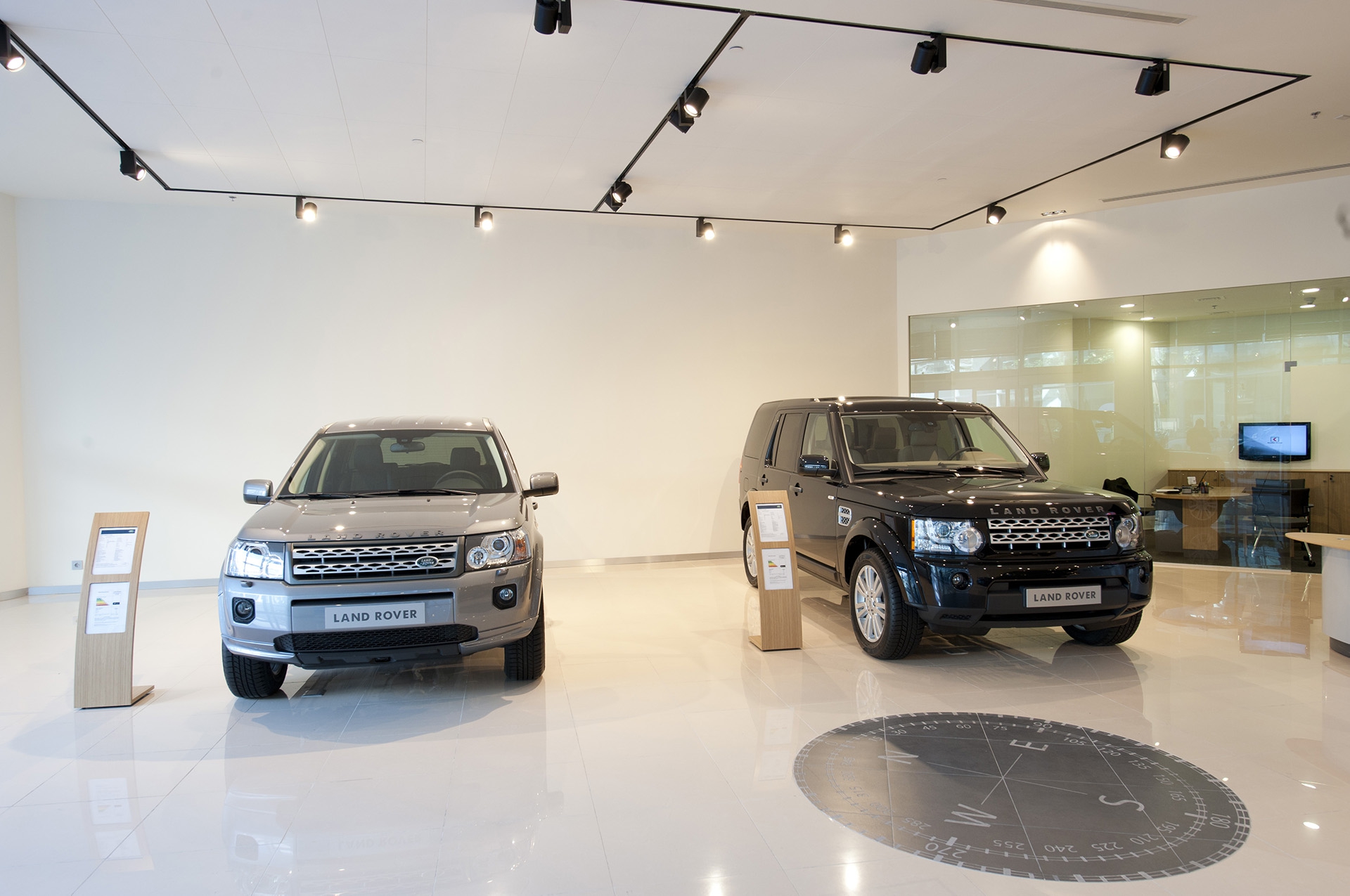 RANGE ROVER