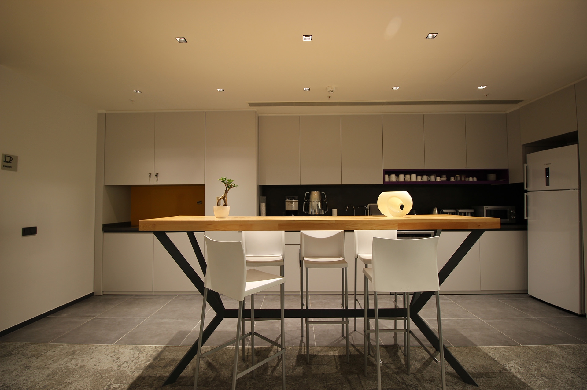 WILLIS TOWERS WATSON